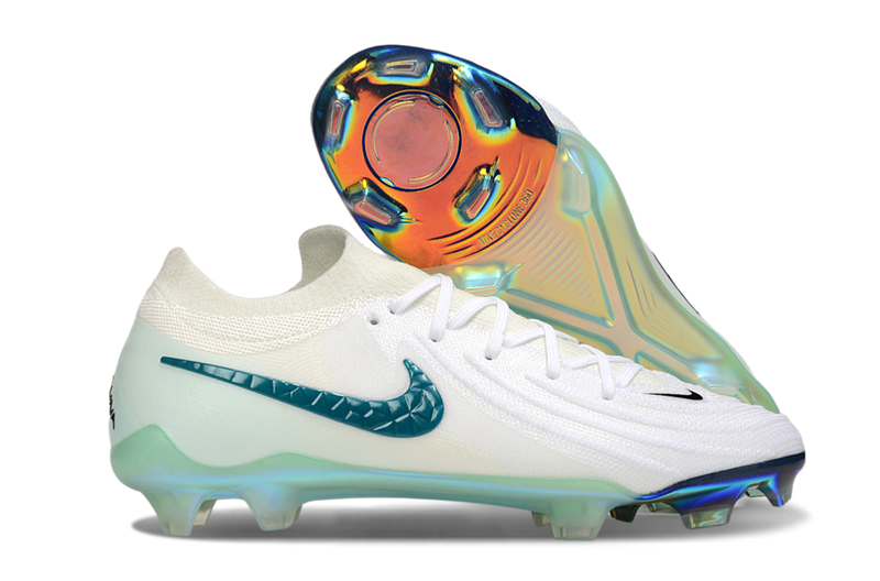 Chuteira Nike Phantom GX II Edição Especial FG - Branca e Verde