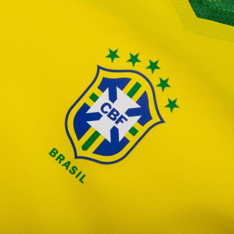 Brasil Home 2004/05 Retrô