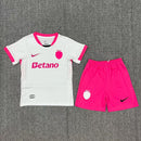 Conjunto infantil Sporting Outubro Rosa 2025/26 - LANÇAMENTO
