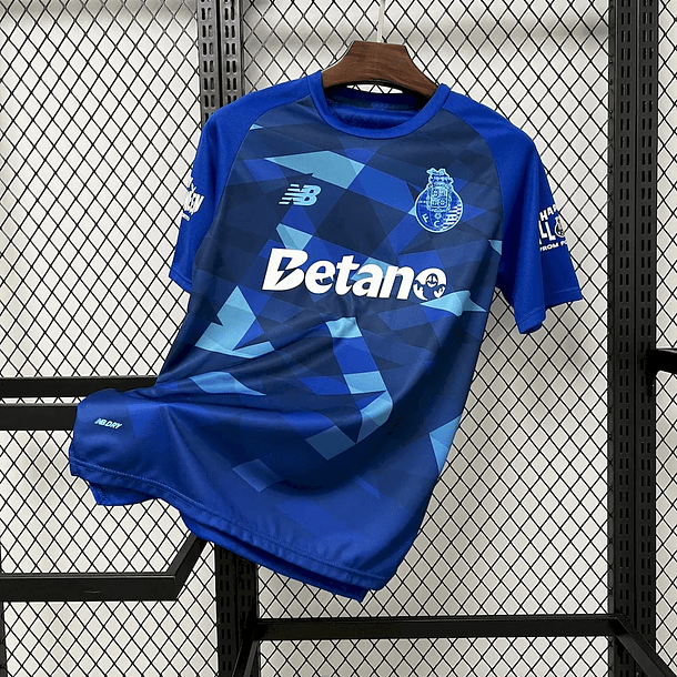 Camisola Halloween FC Porto INVICTA azul 2024/25