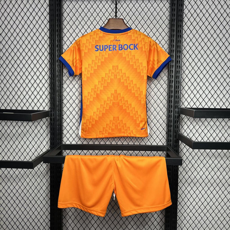Conjunto infantil FC Porto laranja alternativo 2024/25