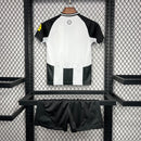 Conjunto Infantil Newcastle home 24/25