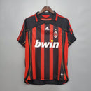 Camisa AC Milan Home 06/07 Retro OLYMPIC com listras vermelhas e pretas, patrocinador Bwin na frente.
