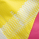 Detalhe da camisolas Juventus away 24/25 amarelo com tecnologia AEROREADY.