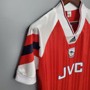 Camisa retro Arsenal Home 92/93 da loja Olympic, destaque para detalhes em vermelho e branco.