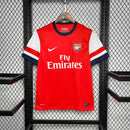 Camisola Arsenal Home 12/13 da OLYMPIC STORE, vermelho, com logo Nike e patrocinador Fly Emirates.