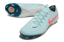 Chuteira Nike Phantom GX II FG - Branca e Azul claro -  Pack Mad Energy