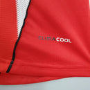 Detalhe da camisa Bayern München Home 2010 Retro com tecnologia CLIMACOOL em vermelho.