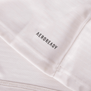 Detalhe da camiseta Bayern München 24/25 com tecnologia AEROREADY do Olympic Store.