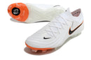 Chuteira Nike Phantom GX II FG - Branca e Laranja