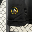 Camisola Alemanha Away 2010 Retro com logotipo da Adidas em destaque