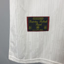 Detalhe do rótulo da Camisola Alemanha Home 1996 Retro com emblema da Deutscher Fußball Bund.