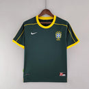 Camisola Brasil Home 98/99 Retro, camiseta verde com detalhes amarelos e escudo do Brasil, perfeita para os fãs do Camisola Brasil.