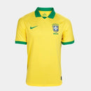 Camisola Brasil National Team 19/20 na cor amarela com detalhes em verde e logo da Nike.