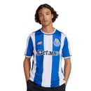 Camisola FC Porto Home 2025/26 com detalhes em azul e branco, disponível na OLYMPIC STORE.