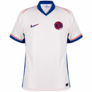 Camisa Chelsea away 24/25 em branco e azul, com logo e detalhes da Nike.