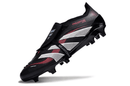 Chuteira Adidas 25 Predator Elite Tongue FG em ângulo, destacando seu design e tecnologia avançada para desempenho em campo.