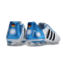 Chuteira Adidas AdiPure 11 Pro FG Branca e Azul - Toni Kroos, detalhes do calçado com fundo azul e branco.