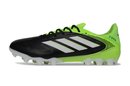 Chuteira Adidas Copa Pure III Elite AG - Preto e Amarelo em perfil lateral com design moderno e cores vibrantes.