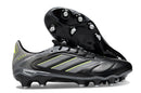 Chuteira Adidas Copa Pure III Elite FG - Preta e Cinza com sola FG e sistema de pernos para tração e controlo.