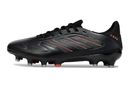 Chuteira Adidas Copa Pure III Elite FG - Preta, modelo FG para relvados naturais, com desempenho superior.