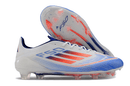 Chuteira Adidas F50.1 FG Branca, Azul e Vermelho com design moderno e tecnologia de ponta para desempenho no futebol.