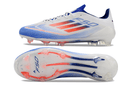 Chuteira Adidas F50.1 FG Branca, Azul e Vermelho: design moderno e desempenho em campo.
