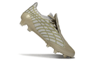 Chuteira Adidas F50 Elite FG Spider Dourada com design luxuoso e tecnologia avançada para desempenho no futebol.