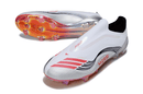 Chuteira Adidas F50 FG Elite Branca Ed. Especial "Messi" com design inovador e tecnologia de ponta.