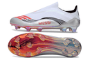 Chuteira Adidas F50 FG Elite Branca Ed. Especial "Messi" com design moderno e sola colorida.