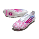 Chuteira Adidas F50 FG Elite - Branca e Rosa, design leve e estável para desempenho em campos naturais.