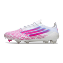 Chuteira Adidas F50 FG Elite - Branca e Rosa lado esquerdo mostrando design leve e vibrante