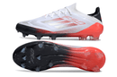 Chuteira Adidas F50 FG Elite Branca, Vermelha e Preta com design moderno e solado de alta performance.