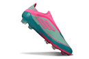 Chuteira Adidas F50 FG Elite Ed. "Messi" Rosa lateral com design moderno e cores vibrantes.