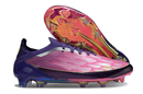 Chuteira Adidas F50 FG Elite Lamine Yamal Roxa e Rosa com design moderno e ousado.
