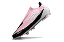 Chuteira Adidas F50 FG Elite Cinza e Preta com design inovador e estrutura leve para desempenho em campo.