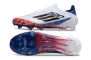 Chuteira Adidas F50 FG Elite Ed. "Son" Branca com design moderno e solado firme, ideal para desempenho em campo.