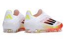Chuteira Adidas F50 LL FG - Branca e Laranjada com design moderno e tecnologia de ponta para desempenho em campo.