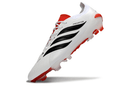 Chuteira Adidas Predator Elite FG 26 - "Finishers Steel" Branca com detalhes em vermelho e preto.