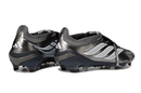 Chuteira Adidas Predator Elite FG 26 - "Finishers Steel" Prateada com design sofisticado e tecnologia avançada.