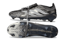 Chuteira Adidas Predator Elite FG 26 - "Finishers Steel" Prateada com design sofisticado e sola FG para total aderência.