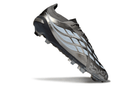 Chuteira Adidas Predator Elite FG 26 - "Finishers Steel" - Prateada, chuteira de futebol prateada em ângulo.