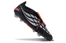 Chuteira Adidas Predator Elite FG 26 - "Finishers Steel" Preta e Branca em destaque com design aerodinâmico.
