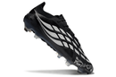 Chuteira Adidas Predator Elite FG 26 - "Finishers Steel" - Preta e Branca, com design elegante e performance superior.