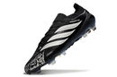 Chuteira Adidas Predator Elite FG 26 - "Finishers Steel" - Preta e Branca, com detalhes em prata e design moderno.