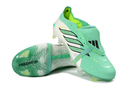 Chuteira Adidas Predator Elite FG 26 - Verde e Branca com tecnologia Controlskin e design profissional.