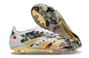 Chuteira Adidas Predator Elite FG - Bape com design exclusivo e sola FG para aderência em campo