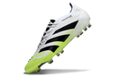 Chuteira Adidas Predator Elite FG - Branca e Amarela com design aerodinâmico e tecnologia de controle.