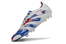 Chuteira Adidas Predator Elite FG - Branca e Azul em fundo branco, destacando design e cores vibrantes.
