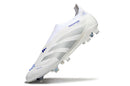 Chuteira Adidas Predator Elite FG - Branca e Azul com design elegante e moderno para futebol.